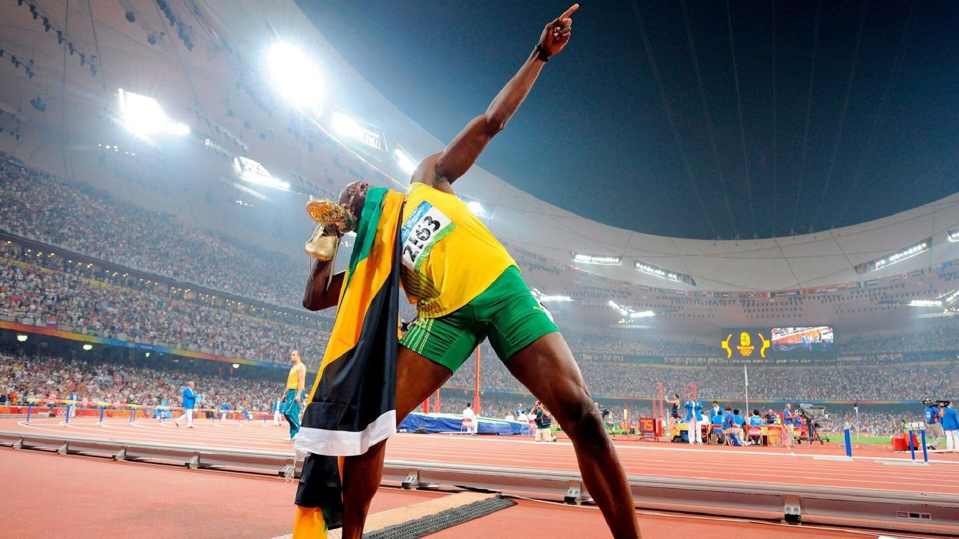 东京奥运会男子百米跑破纪录,冠军归属悬念重重,东京奥运会百米跑成绩